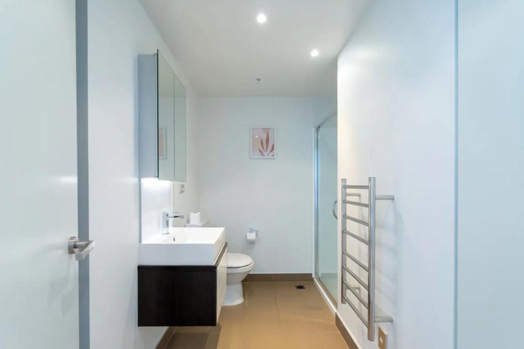 Skytower And City View 2 Bedroom Apartment On High Floor Auckland Exteriér fotografie